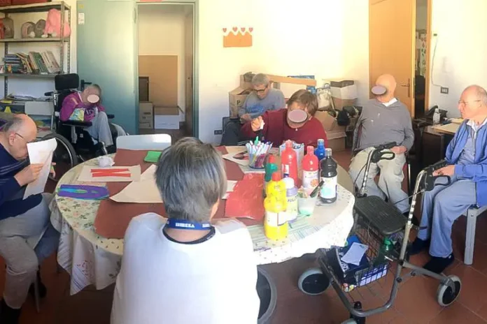 Gli anziani della Casa della Carità di Lugo