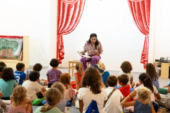 Una delle attività organizzate per i bambini durante il Meeting per l’amicizia tra i popoli di Rimini
