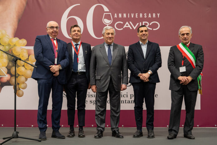 Gardini, Dalmonte, Tajani, dePascale e Zattini sul palco per i 60 anni di Caviro